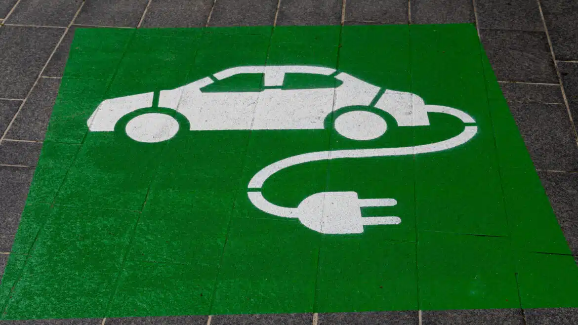 Comment choisir une voiture 100% électrique ?